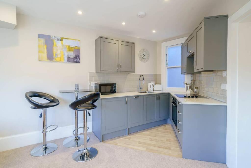 Upper Thames & Lower Thames - Stunning Apartments Henley-on-Thames ภายนอก รูปภาพ