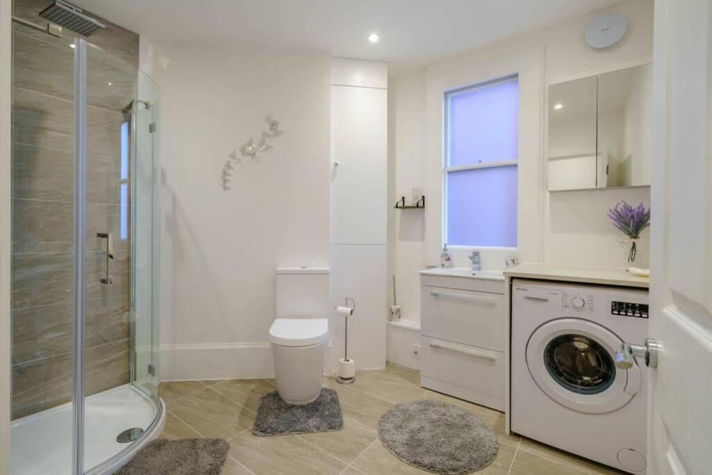 Upper Thames & Lower Thames - Stunning Apartments Henley-on-Thames ภายนอก รูปภาพ
