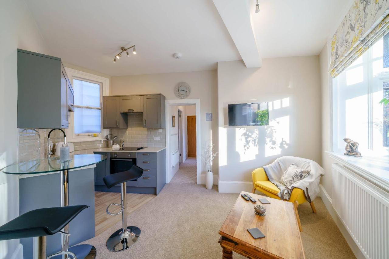 Upper Thames & Lower Thames - Stunning Apartments Henley-on-Thames ภายนอก รูปภาพ