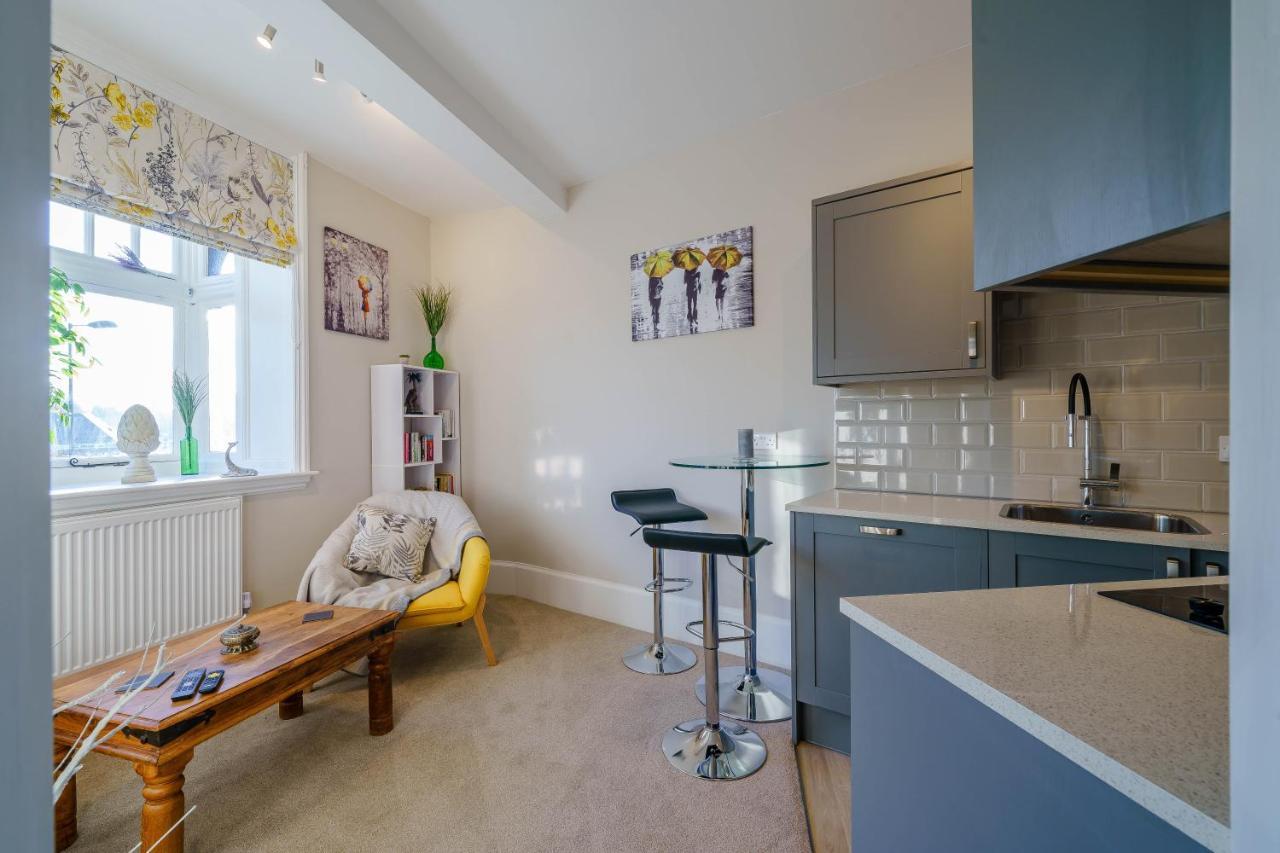 Upper Thames & Lower Thames - Stunning Apartments Henley-on-Thames ภายนอก รูปภาพ