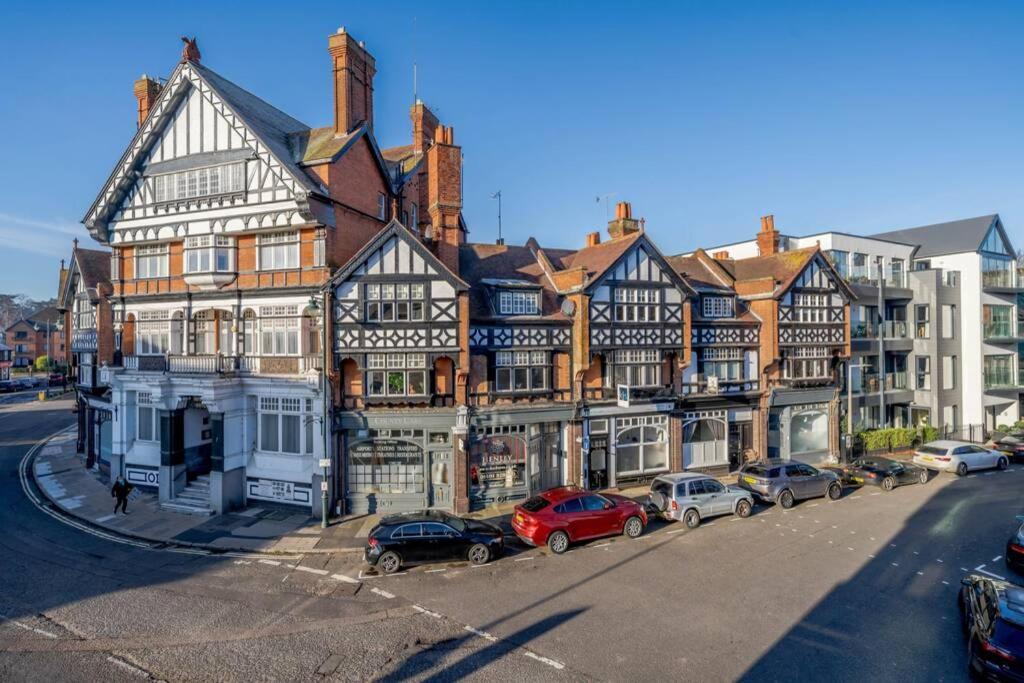 Upper Thames & Lower Thames - Stunning Apartments Henley-on-Thames ภายนอก รูปภาพ